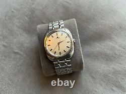 Authentic 1970s Jaeger LeCoultre Club vintage men's watch with original band