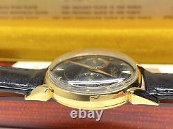 Beautiful vintage lecoultre futurematic swiss made wristwatch with box & papers