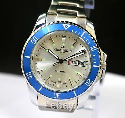 Jaeger-LeCoultre Club Day Date 25 Jewels Automatic Swiss Made Men's Wrist Watch