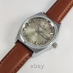 Jaeger-LeCoultre Club Silver Color Dial Day Date Function Automatic Wrist Watch