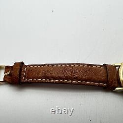 Jaeger LeCoultre Vintage Gold Watch 18K 27.5 mm 140 037 1 Quartz