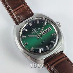 Jaeger Le Coultre Club Automatic Shiny Green Dial Day Date Wrist Watch AS 1916