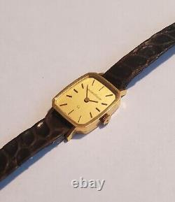 Ladies 18K Yellow Gold Jaeger LeCoultre Quartz Dress Watch 28mm x 17mm 140.050.1