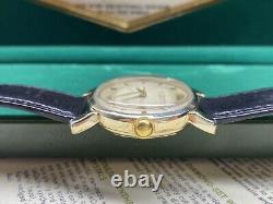 Lecoultre automatic beautiful vintage swiss made wristwatch with box & papers