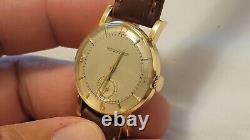 Rare Vintage Jaeger LeCoultre Tear Drop 18K Gold Manual Wind Men's Watch