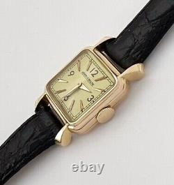 Vintage Jaeger-LeCoultre Ladies Watch Solid 18K Rose Gold Manual Wind Movement