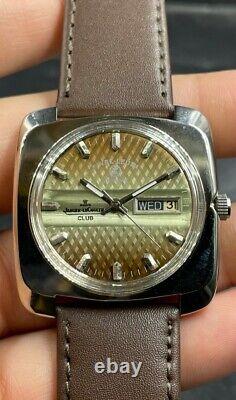 Vintage Jaeger Lecoultre Club Automatic Date Day Swiss Made Men's Wrist Watch