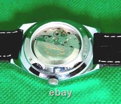 Vintage Jaeger Lecoultre Club Automatic Date Men's 25 Jewels Wrist Watch