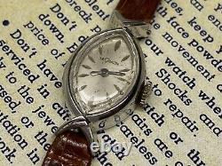 Vintage lecoultre swiss made ladies wristwatch with box & paper