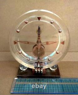 Horloge vintage Jaeger-LeCoultre à remontage manuel 8 jours style Art Déco de 1960