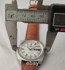 Jaeger Le Coultre Club Cadran Blanc Automatique Jour Date Homme Wrist Watch Refurbished