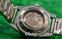 Jaeger-lecoultre Club Day Date 25 Jewels Automatic Swiss Made Wrist Watch