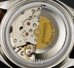 Montre ancienne Jaeger-LeCoultre Chrono bleu suisse vintage