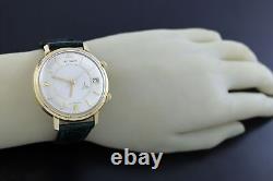 Montre automatique à alarme en or jaune 14 carats Jaeger LeCoultre Memovox vintage de 38 mm