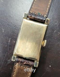 Montre-bracelet mécanique à remontage manuel en or rempli LeCoultre vintage