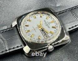Montre-bracelet pour homme Jaeger Lecoultre Club Automatic Vintage avec date et jour, fabriquée en Suisse