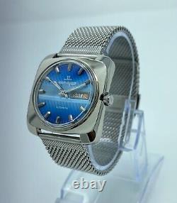 Montre-bracelet pour homme Jaeger Lecoultre Club Vintage avec cadran bleu, mouvement automatique et affichage jour et date