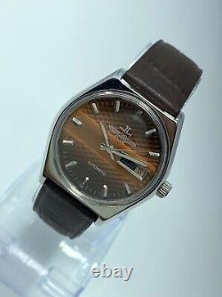Montre-bracelet pour homme Vintage Jaeger Lecoultre Club Automatic Day & Date