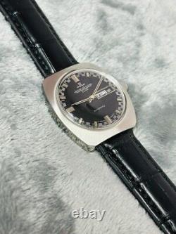 Montre-bracelet pour hommes Jaeger Lecoultre Club Automatique Vintage avec jour et date