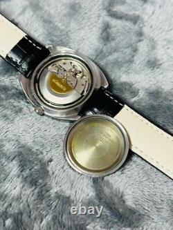 Montre-bracelet pour hommes Jaeger Lecoultre Club Automatique Vintage avec jour et date