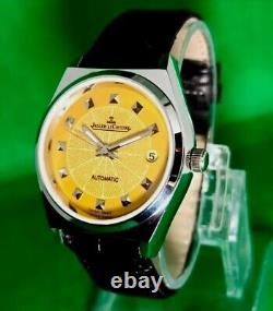 Montre-bracelet vintage Jaeger Lecoultre Club Automatic Date pour hommes avec 25 bijoux.