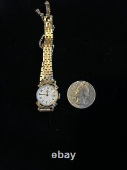 Montre-bracelet vintage Le Coultre en or 14 carats pour dames