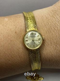 Montre bracelet vintage en or jaune 18 carats pour femme Jaeger LeCoultre antique