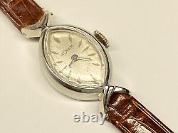 Montre-bracelet vintage pour dames Lecoultre Swiss Made avec boîte et papier