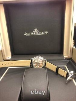 Rendez-Vous Jaeger LeCoultre pour femmes, cadran guilloché argenté de 34mm Q3472530