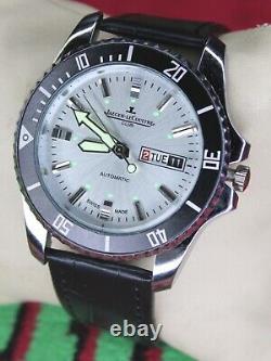 Vintage Jaeger Lecoultre Club Autometic D&d 25 J Suisse Mouvement Wrist Watch